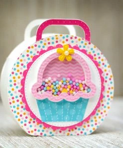 Queen & Co Round Treat Box Die Gift Giving Dies