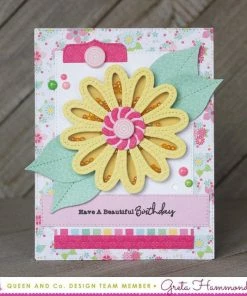 Queen & Co Fancy Flower Kit New