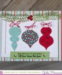 Queen & Co Holiday Foundations Dies