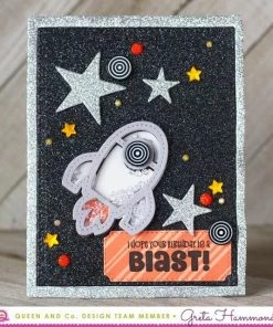 Queen & Co Shaped Shaker Kits Space Shaped Shaker Kit