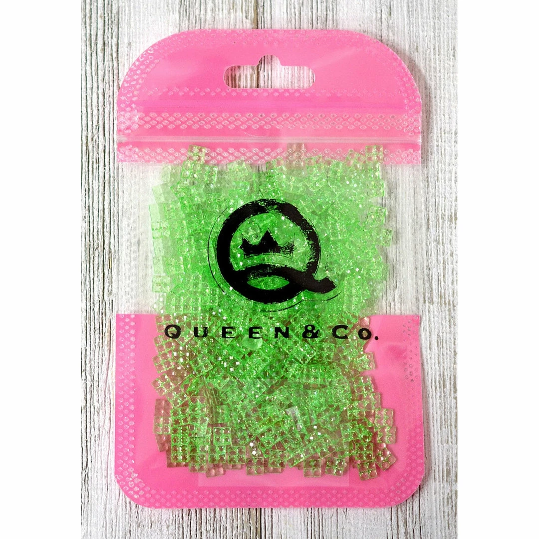 Queen & Co Toppings Sparkle Square Green 2 Queen & Co Toppings Sparkle Square Green