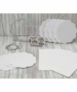 Queen & Co Coming Soon Wreath Shaped Shaker